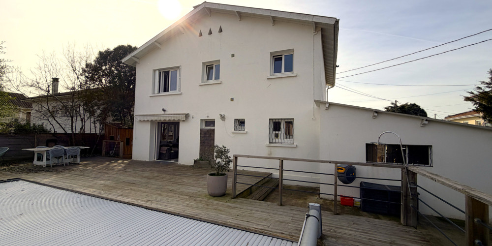 maison à LE PASSAGE (47520)